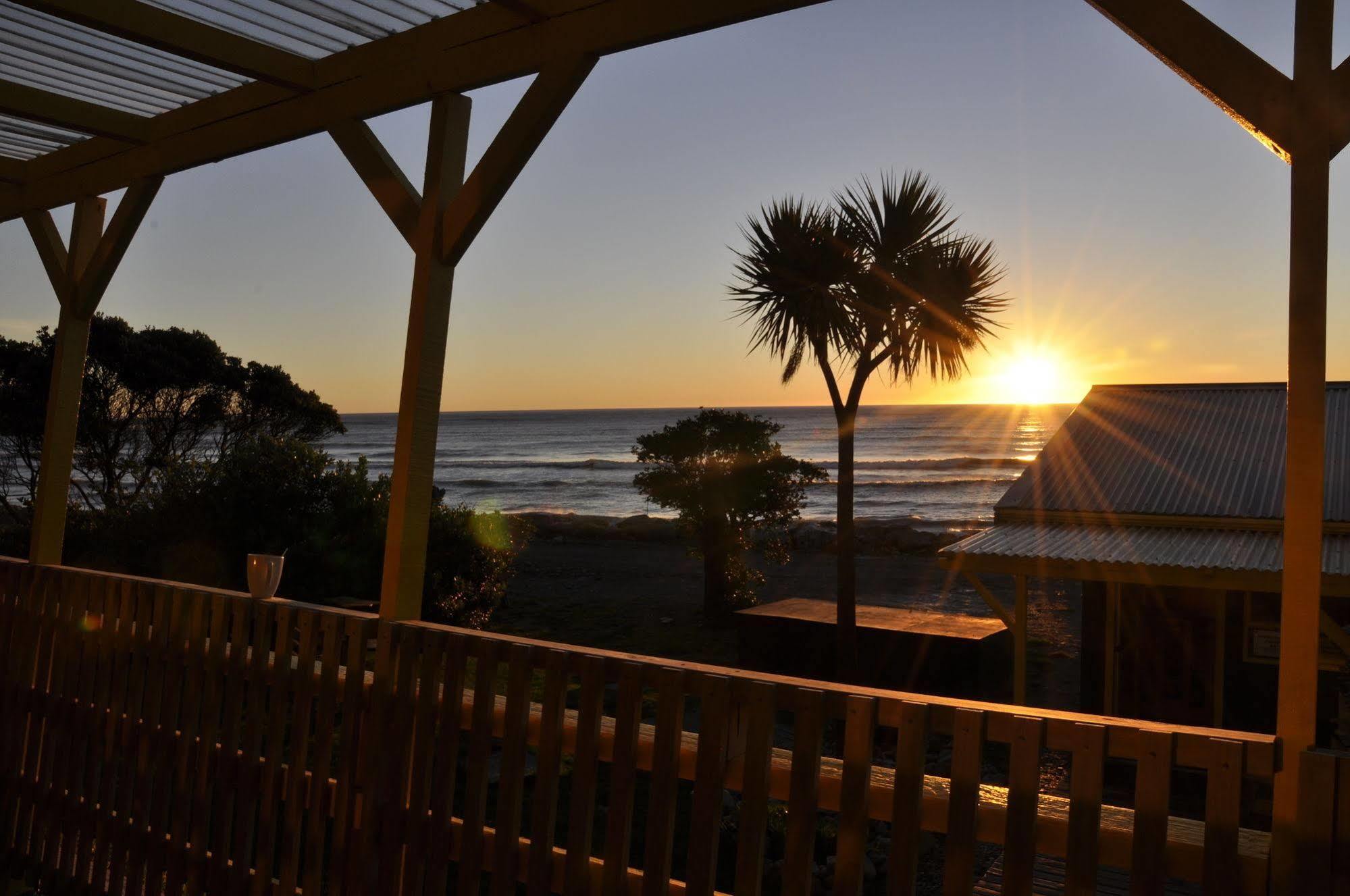 Punakaiki Beach Hostel Exterior foto